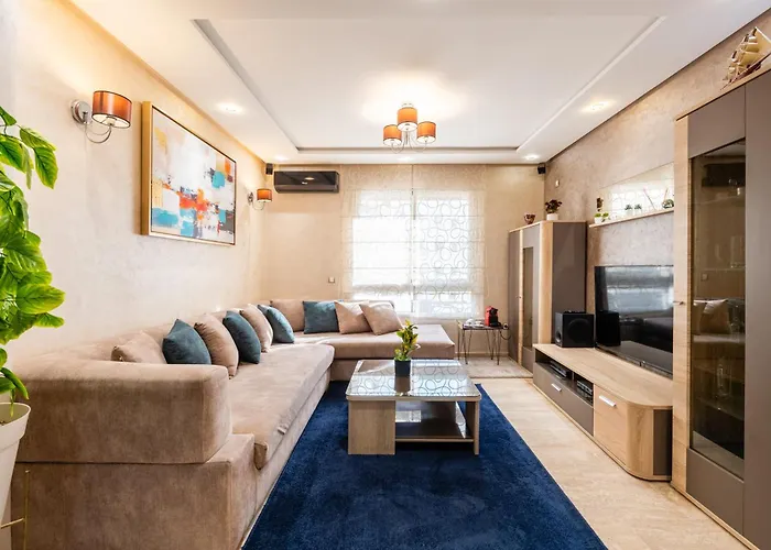 Casa Lucia Family Flat Optical Fiber
