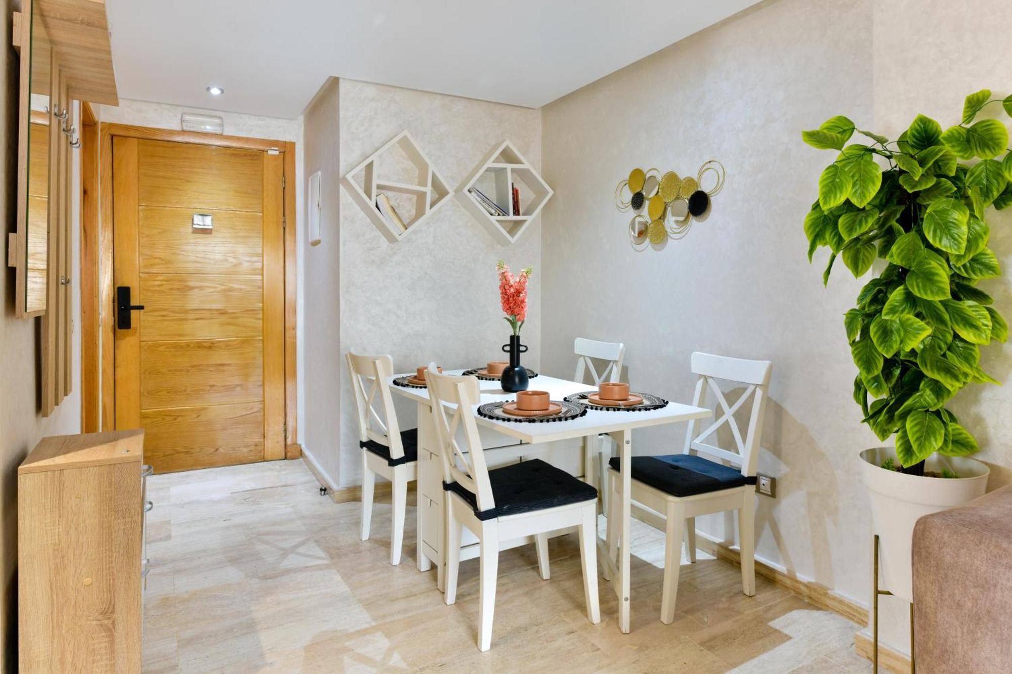 Casa Lucia Family Flat Optical Fiber